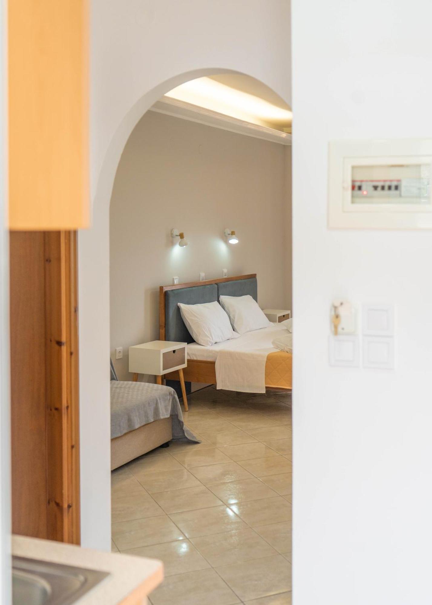 Ermioni Rooms Paralia Vrachou Rom bilde